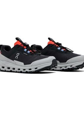 NWOB On Cloud Magnetic Fog Cloudhero Waterproof Kid’s sneakers in size Y6.5